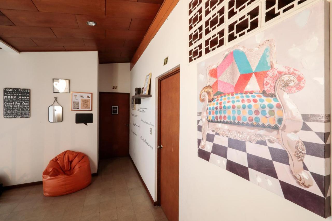Hostal San Benito 圣萨尔瓦多 外观 照片